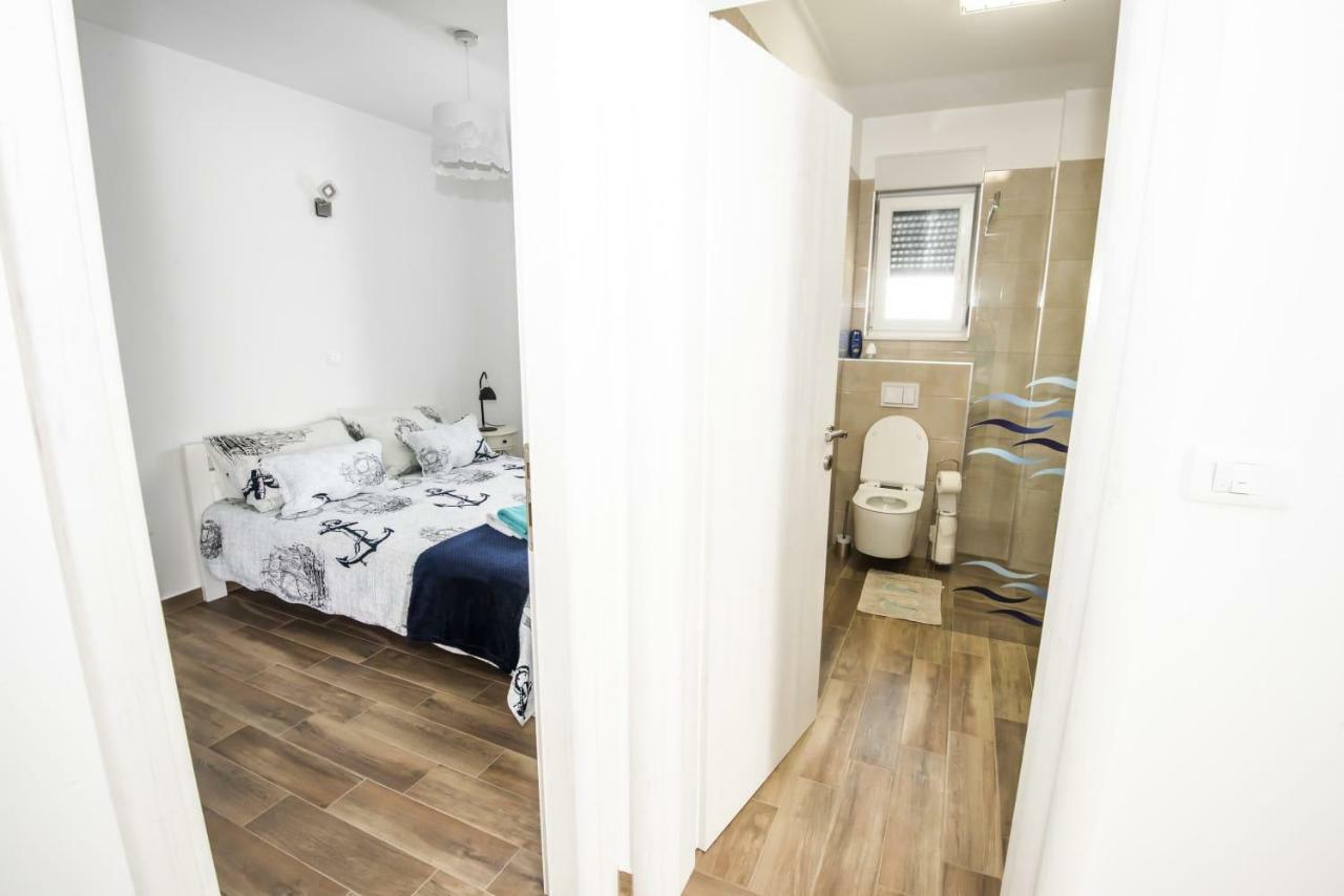 Blue Pearl Apartment 로고즈니차 외부 사진