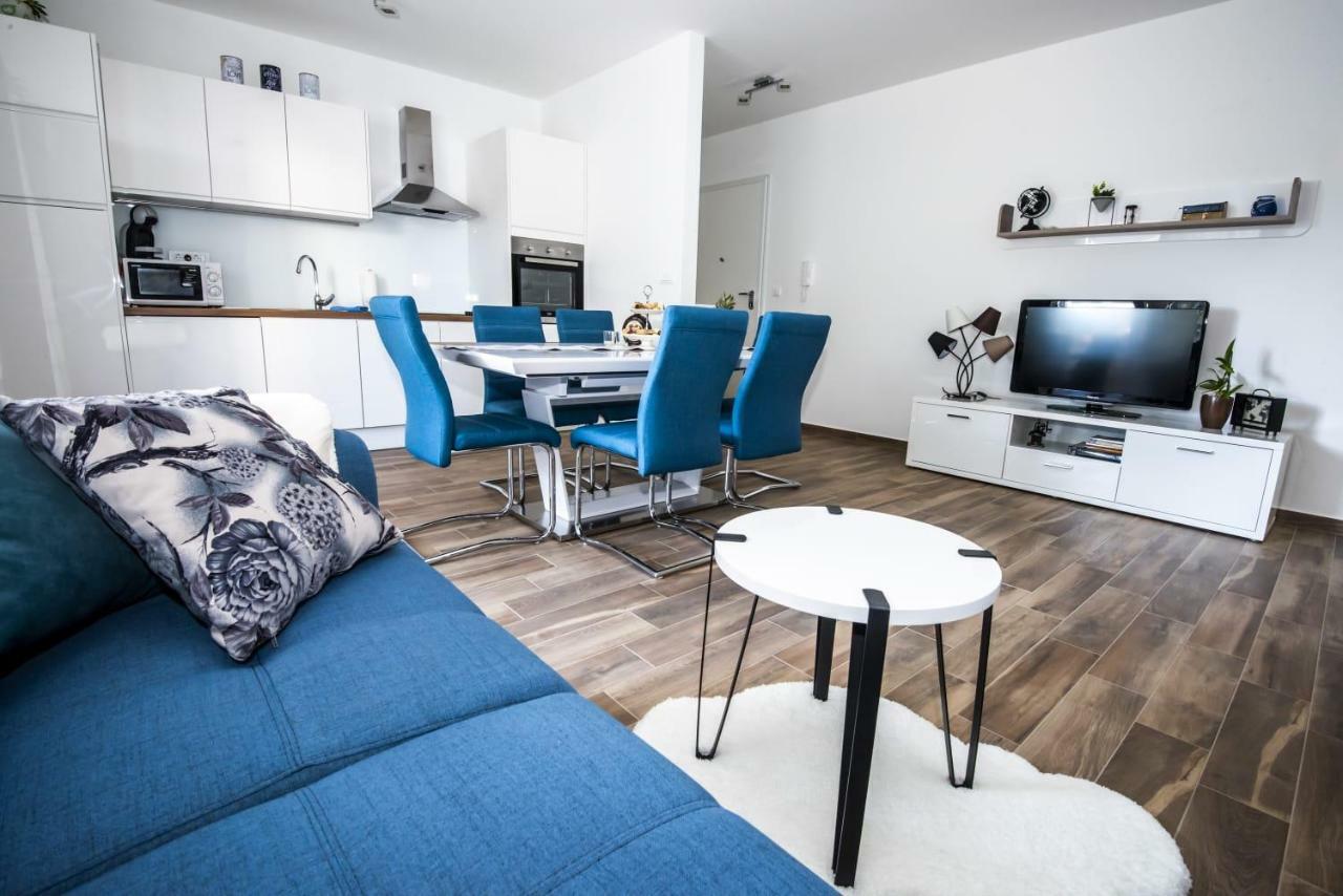 Blue Pearl Apartment 로고즈니차 외부 사진