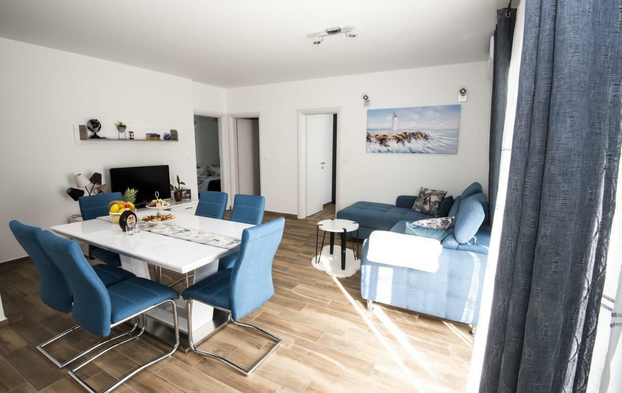 Blue Pearl Apartment 로고즈니차 외부 사진