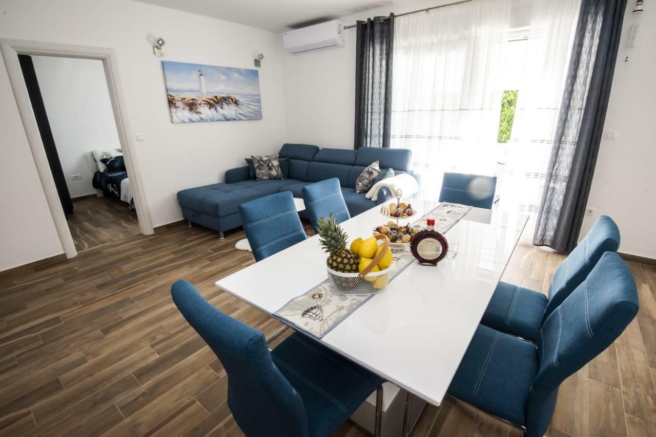 Blue Pearl Apartment 로고즈니차 외부 사진